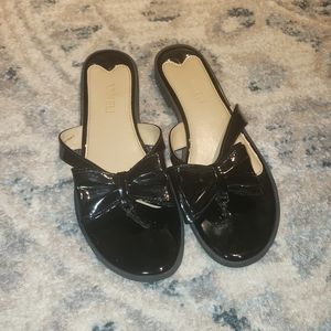 Vaneli bow flip flop patent black 8